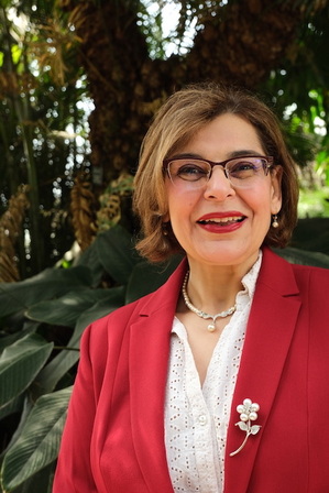 Photo of Dr. Lilian Mina