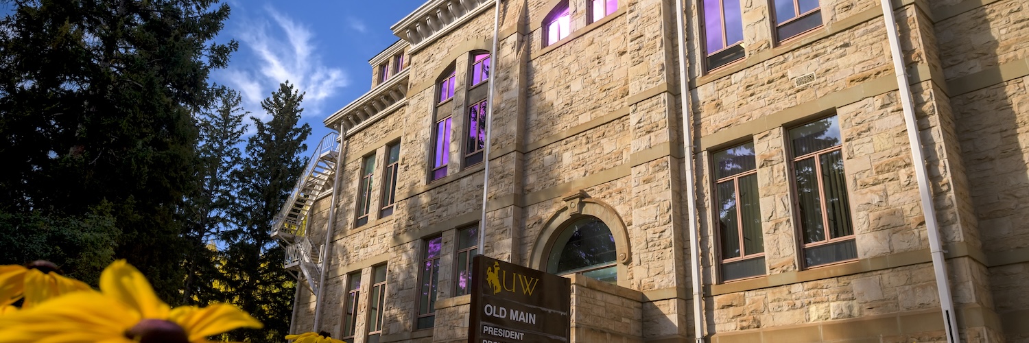 Uw Old Main Building